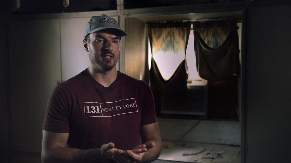 Alex Jandick interviewed by Tampa Bay 28 inside an abandoned St. Petersburg house